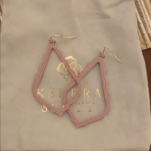 Kendra Scott earnings